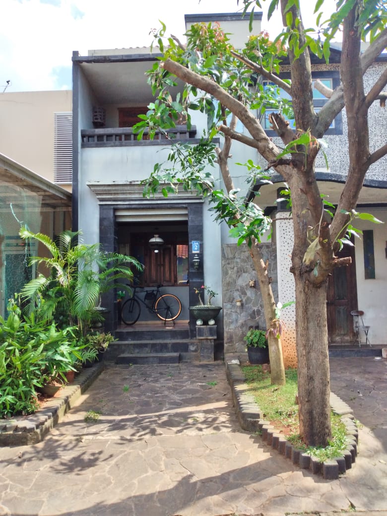 Dijual Rumah Lokasi Cibubur - Image 1