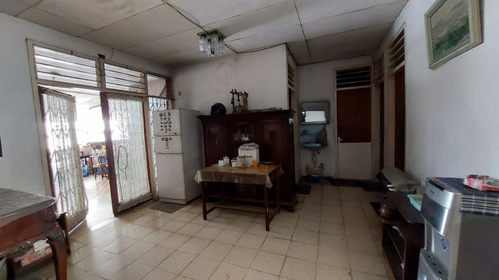 Dijual Rumah Siap Huni dan Strategis di Kencana Sari Timur Surabaya Barat - Image 1