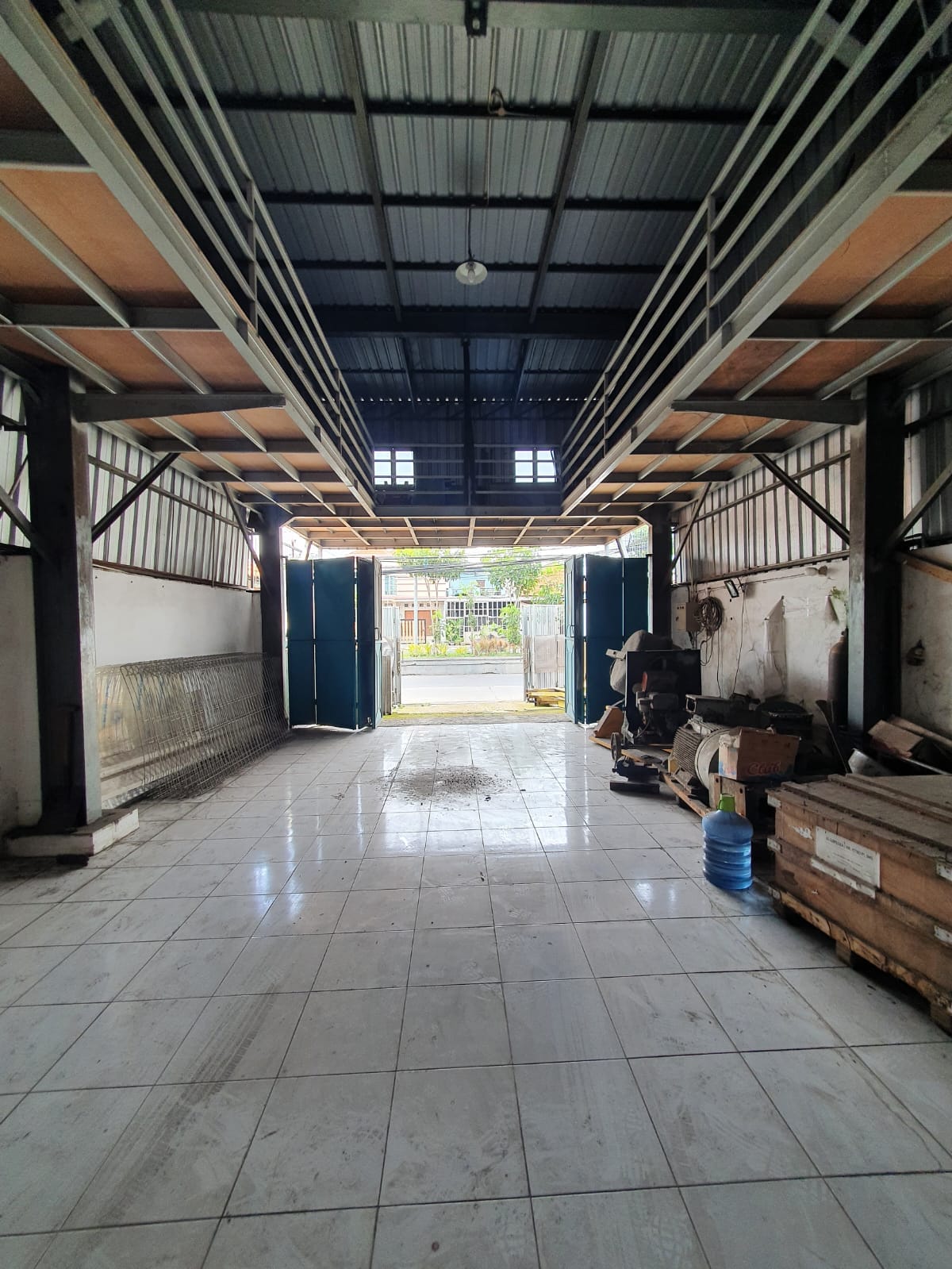 Dijual Ruko atau Workshop Lokasi Strategis Raya Kandangan Surabaya Barat - Thumbnail 3
