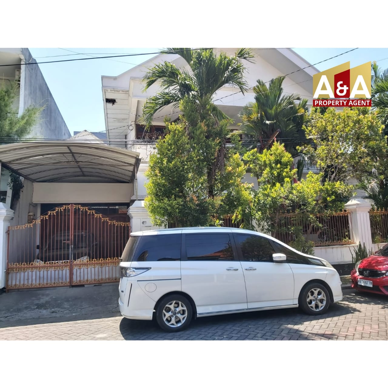 Dijual Rumah Sertifikat Hak Milik Dengan Lokasi Strategis Di Jl Manyar Kartika Surabaya - Image 1