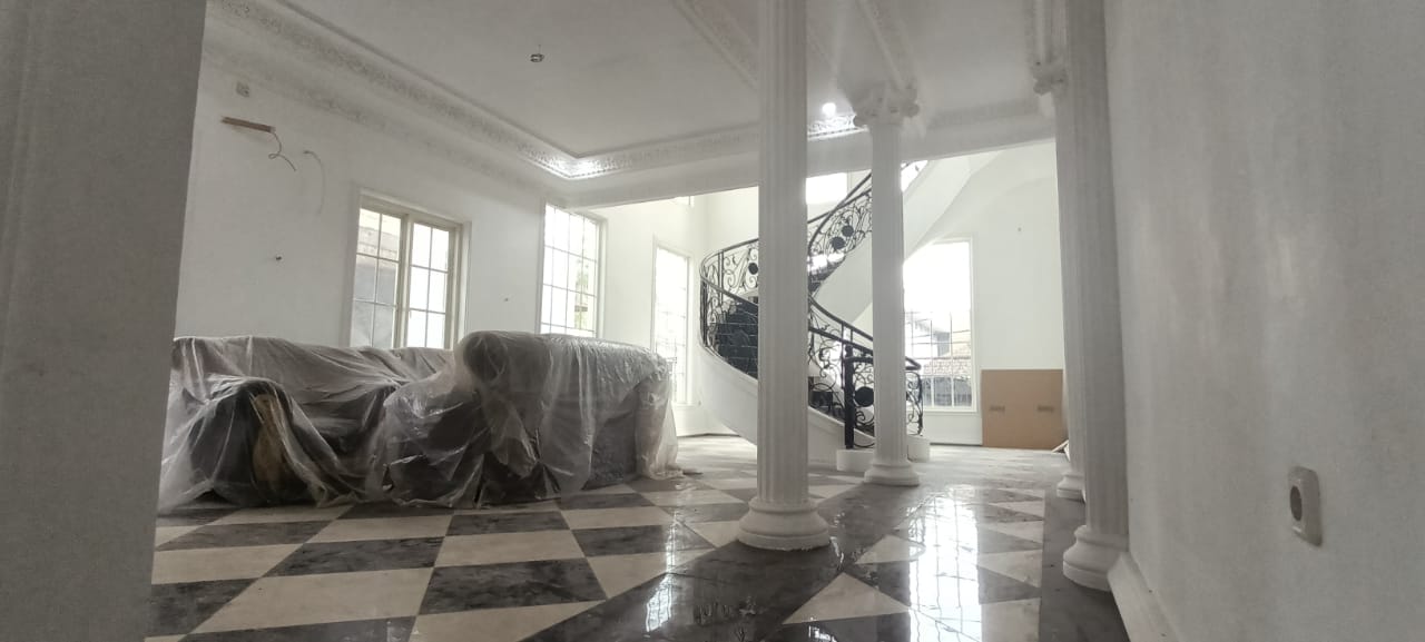 Dijual Rumah Mewah American Classic di Gayungsari Surabaya Selatan - Thumbnail 2