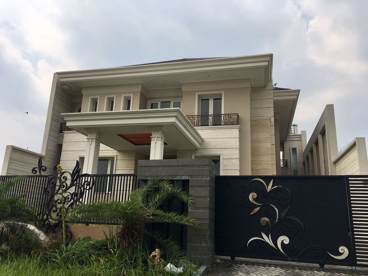 Dijual Rumah baru gress Mewah Golf View Bukit Golf Citraland - Image 1