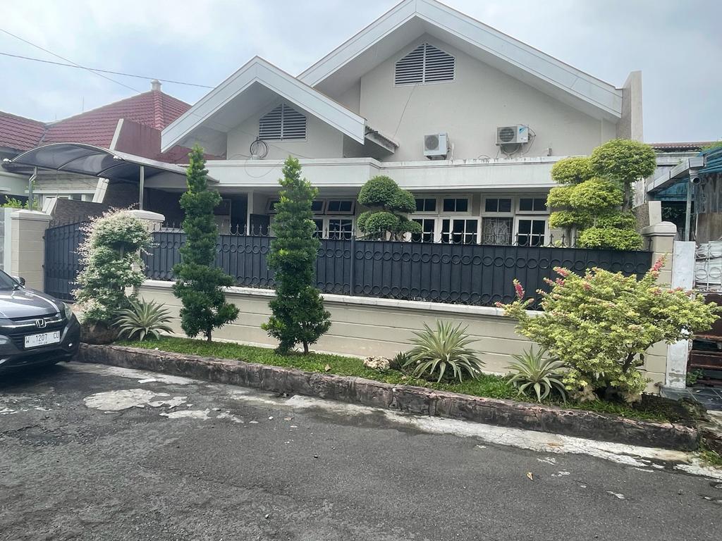 Dijual rumah Dharmahusada Indah Utara - Image 1