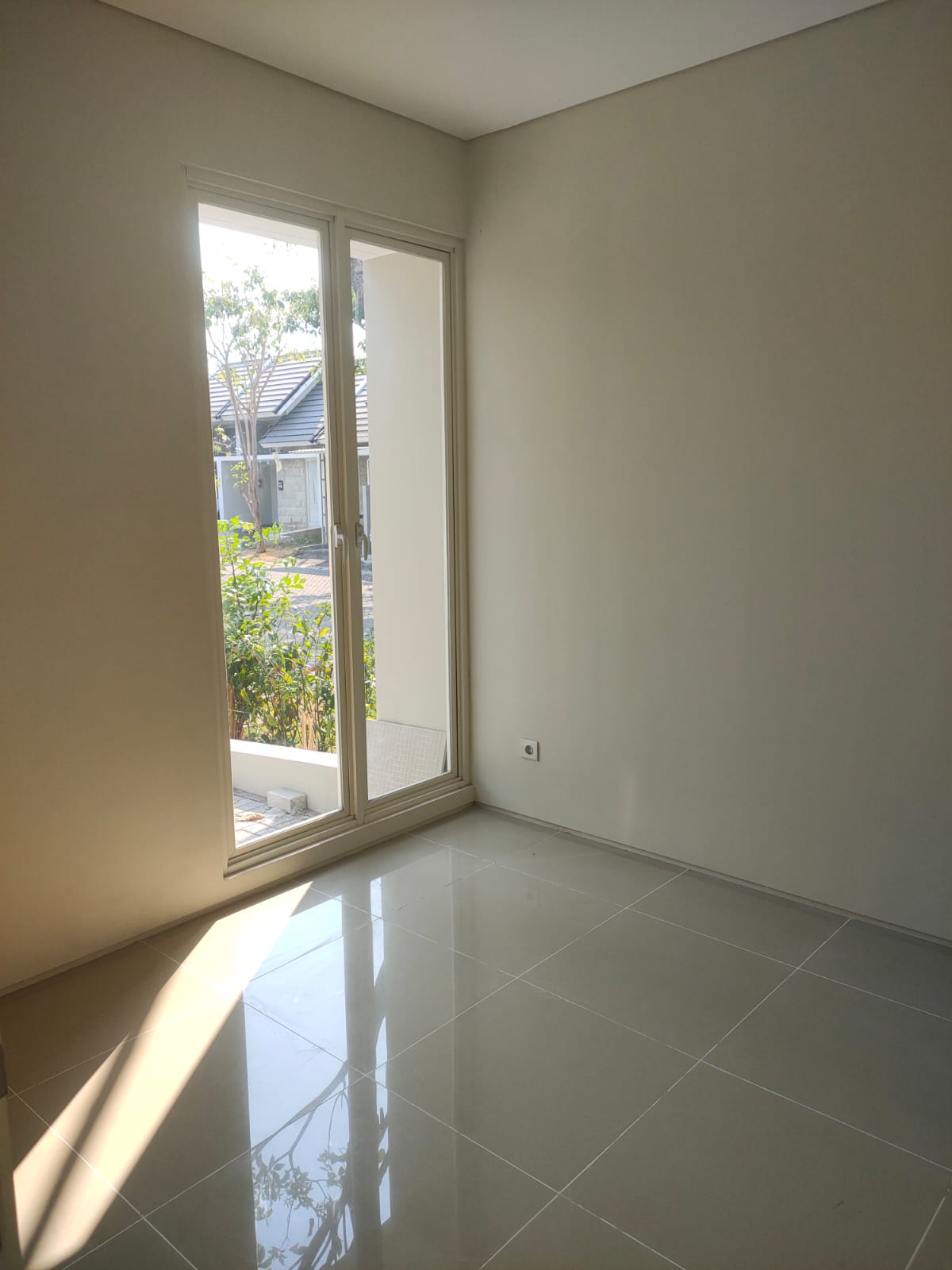 Dijual Rumah Minimalis Murah dan Strategis di Northwest Citraland Utara Surabaya Barat - Image 1