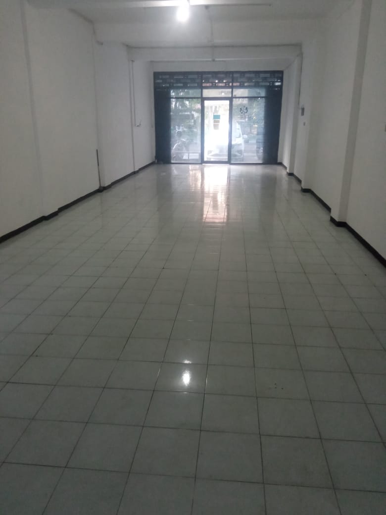 Disewakan Ruko Strategis Raya Nginden Surabaya Timur - Image 1