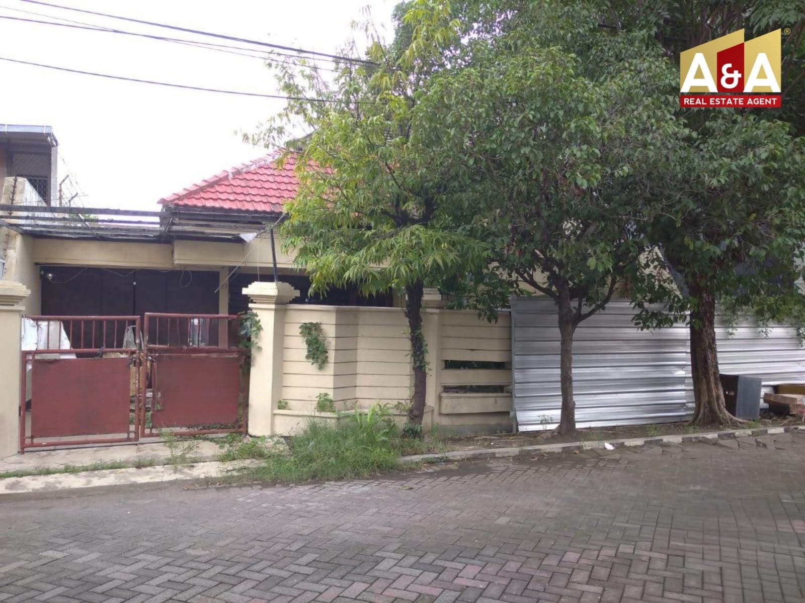 Dijual Rumah Hitung Tanah di Manyar Kartika Surabaya Timur - Image 1