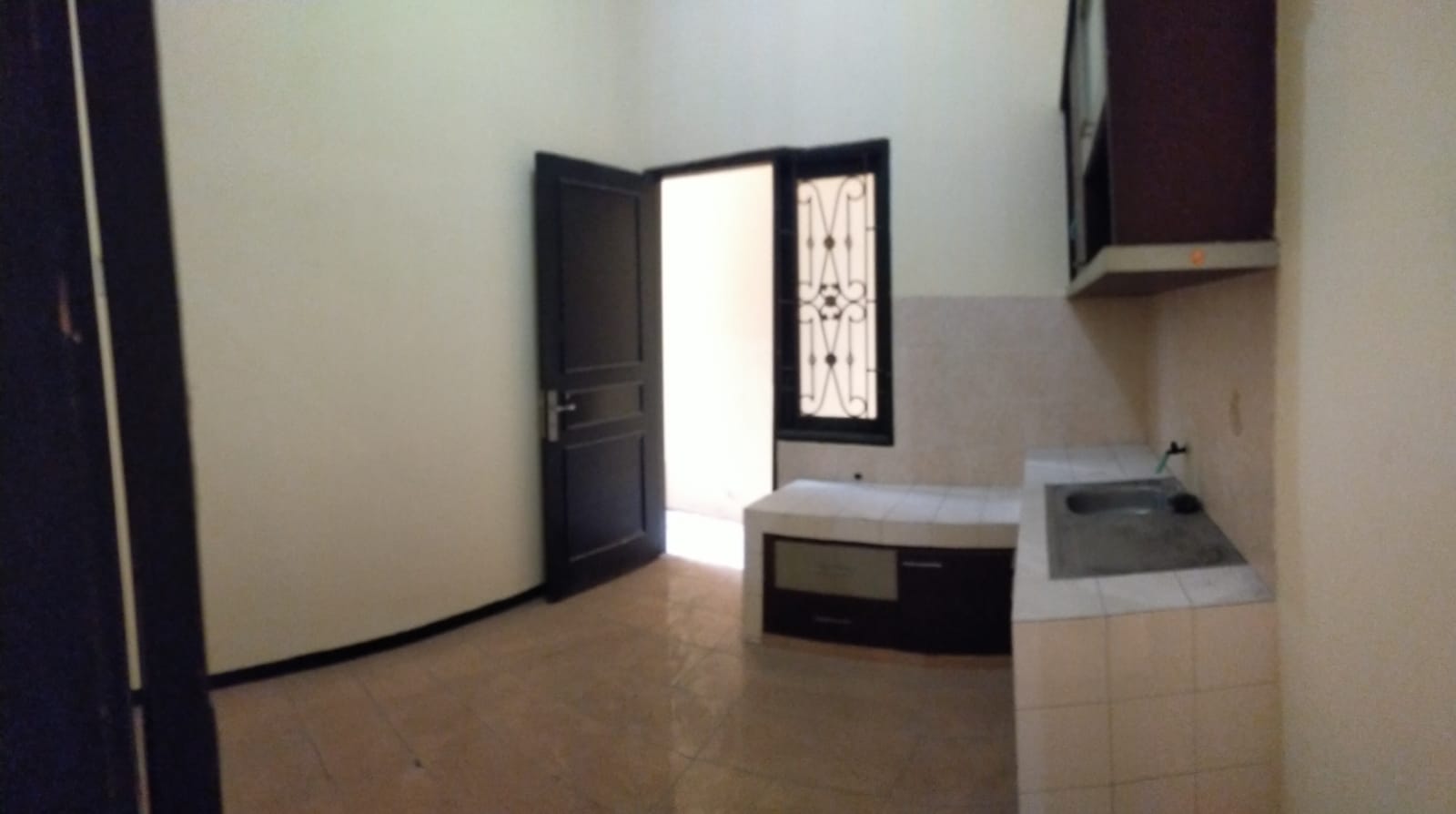 Dijual/disewakan Rumah Bagus Palm Spring Regency Wilayah Surabaya Selatan - Thumbnail 4