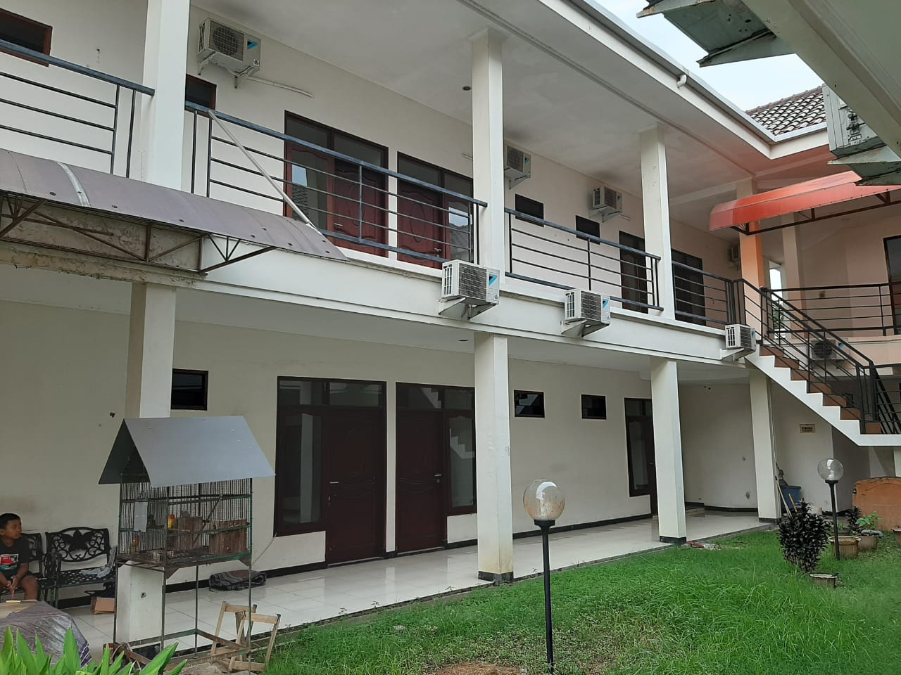 Dijual Rumah Multifungsional Eks Mess Permata Juanda Sidoarjo - Image 1