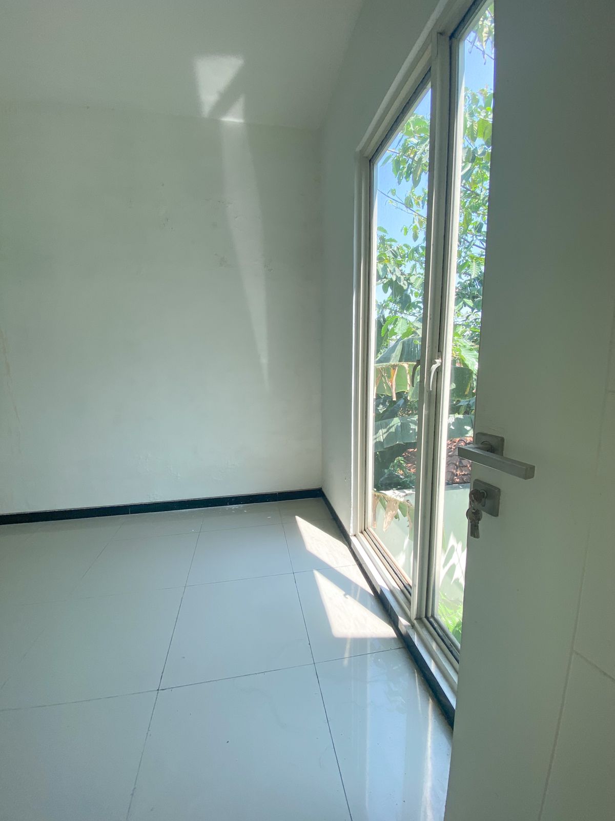 Dijual Rumah Siap Huni Diamond Park Sidoarjo - Thumbnail 2