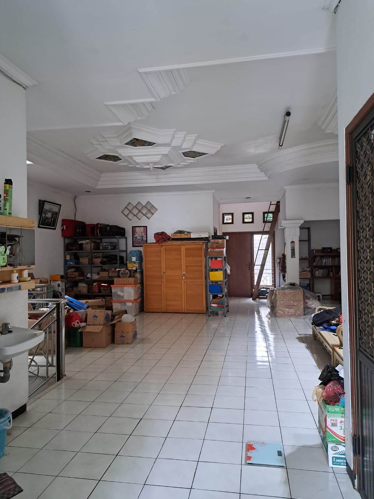 Dijual Rumah Mewah Pacuan Kuda Wilayah Surabaya Barat - Image 1
