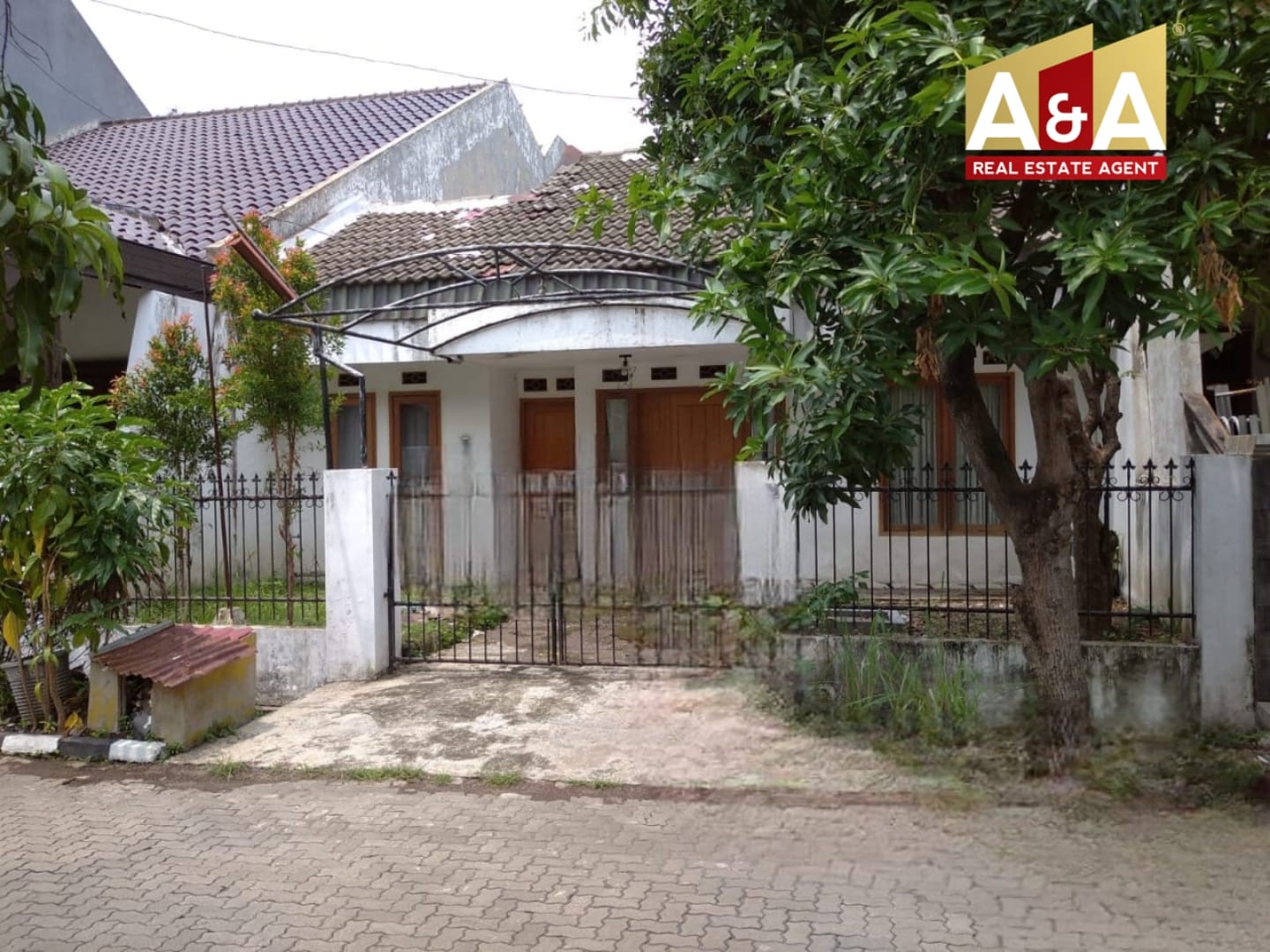 SBY Selatan Ketintang Permai - Image 1