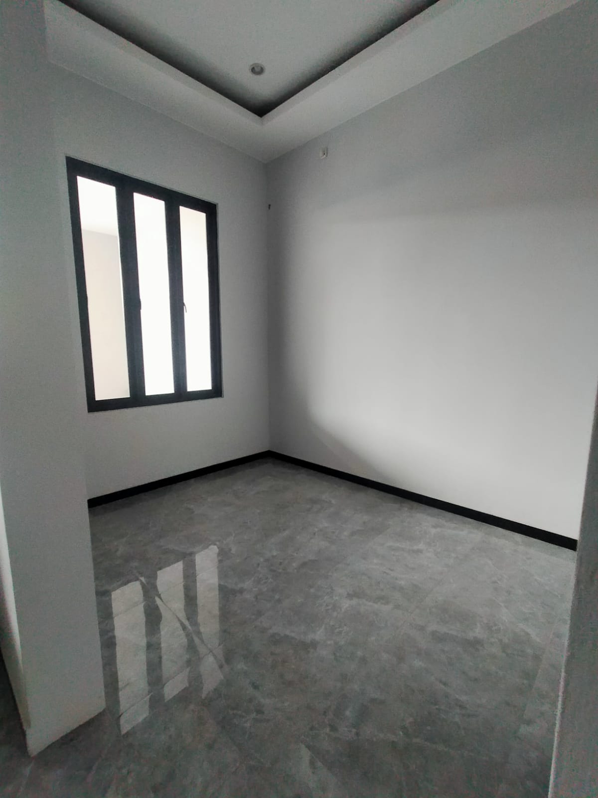 Dijual Rumah Baru Wilayah Surabaya Selatan - Thumbnail 3