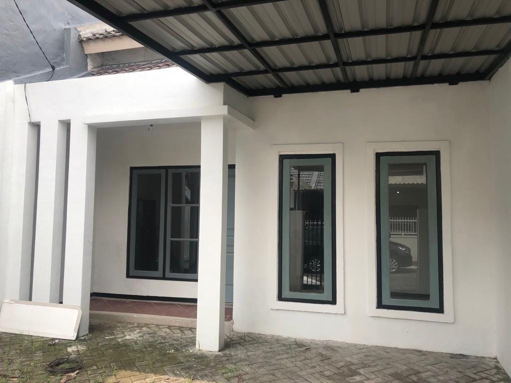 Dijual/disewakan Rumah Siap Huni Lokasi Strategis Puri Citra Rungkut Surabaya Timur - Thumbnail 2