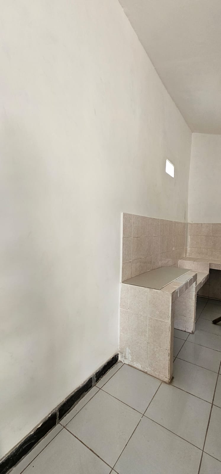 Dijual Rumah Perum Graha Suryanata Surabaya Barat - Thumbnail 4