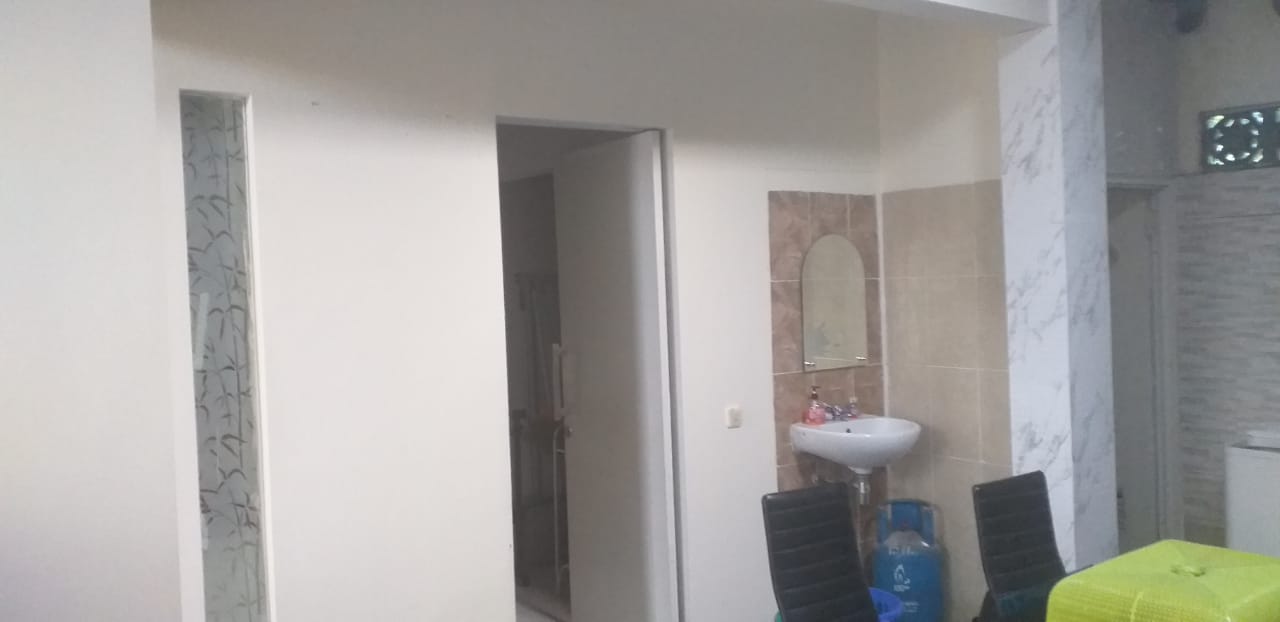 Dijual Rumah Layak Huni Wilayah Citraland Surabaya Barat - Thumbnail 4