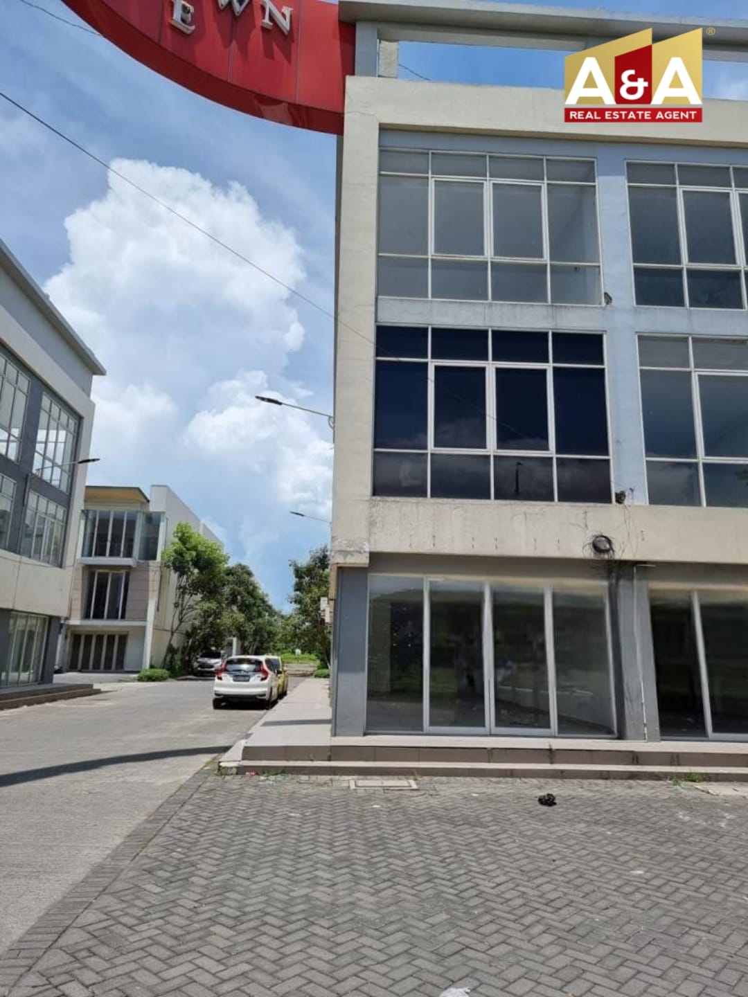 SBY Selatan Ruko The Royal Crown Palace - Image 1