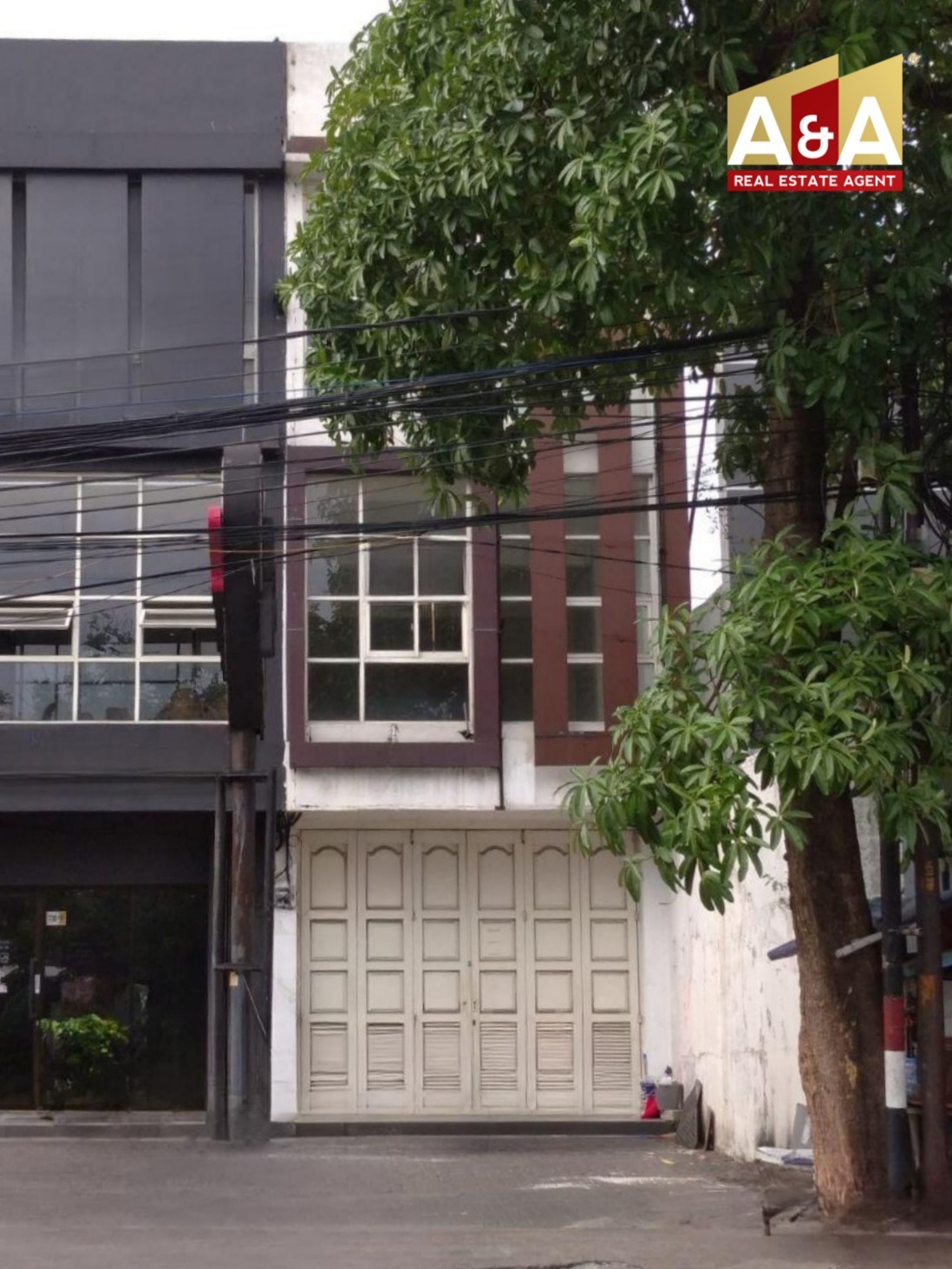 Disewakan Ruko Siap Huni Lokasi Strategis di Rungkut Madya Surabaya Timur - Image 1