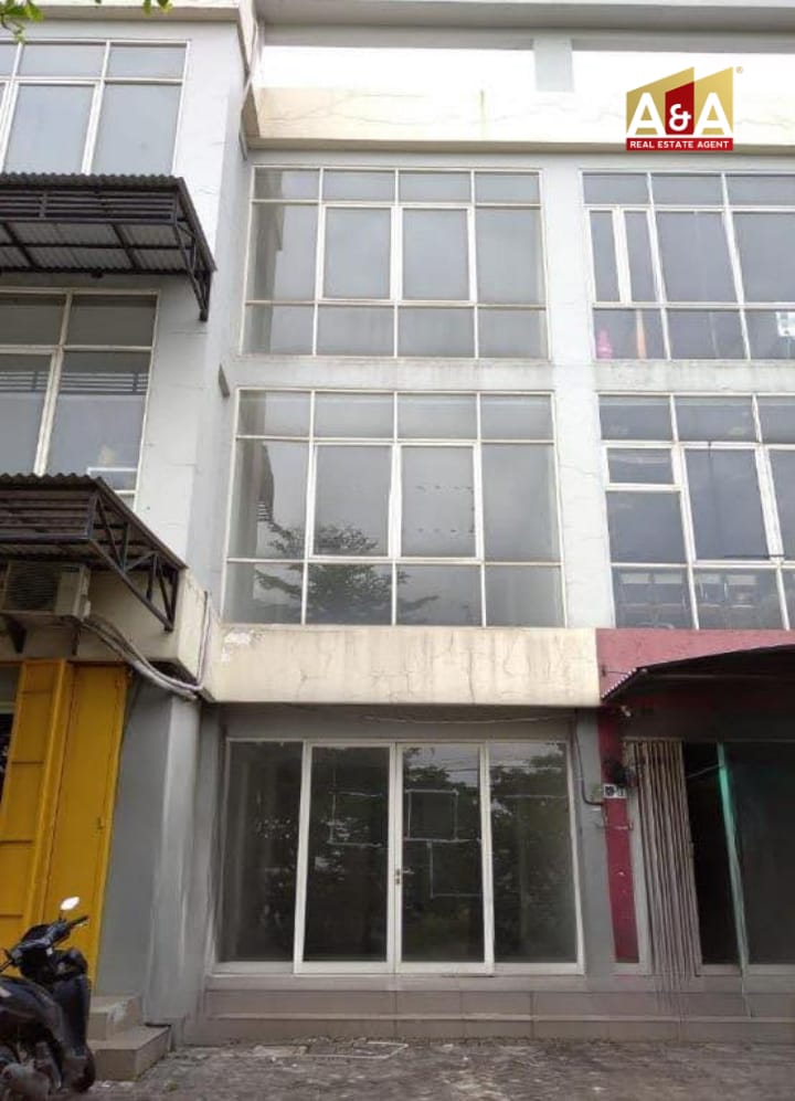 Sidoarjo Ruko The Royal Crown Palace - Image 1