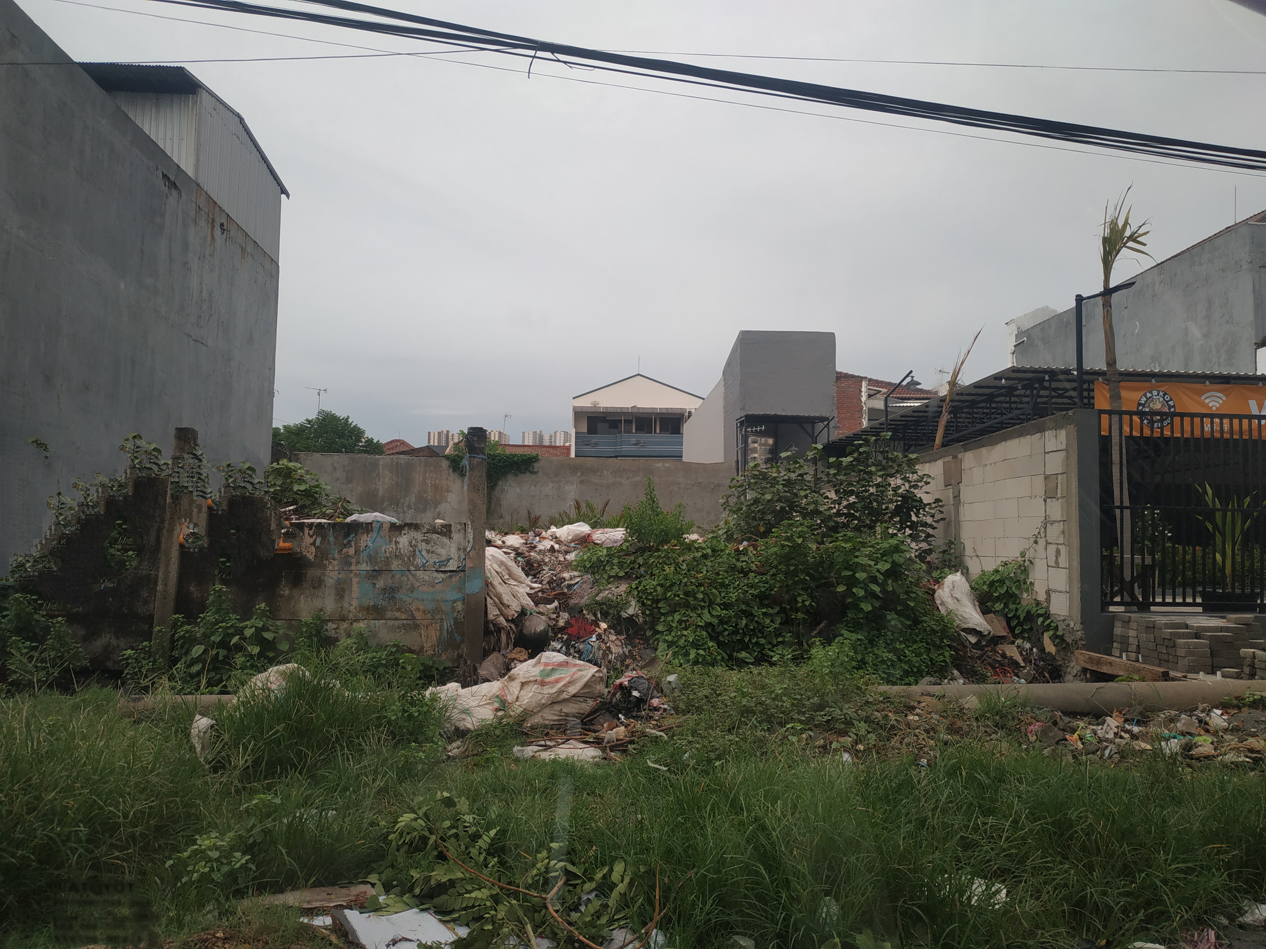 Disewakan Lahan Kosong di Surabaya Timur - Image 1