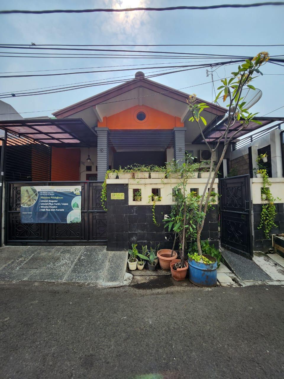 Dijual Rumah Lokasi Duren Sawit Jakarta Timur - Image 1