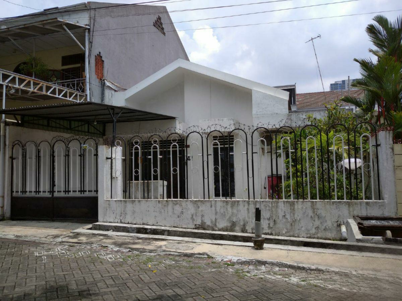 Dijual murah rumah kencana sari Sby Barat - Image 1