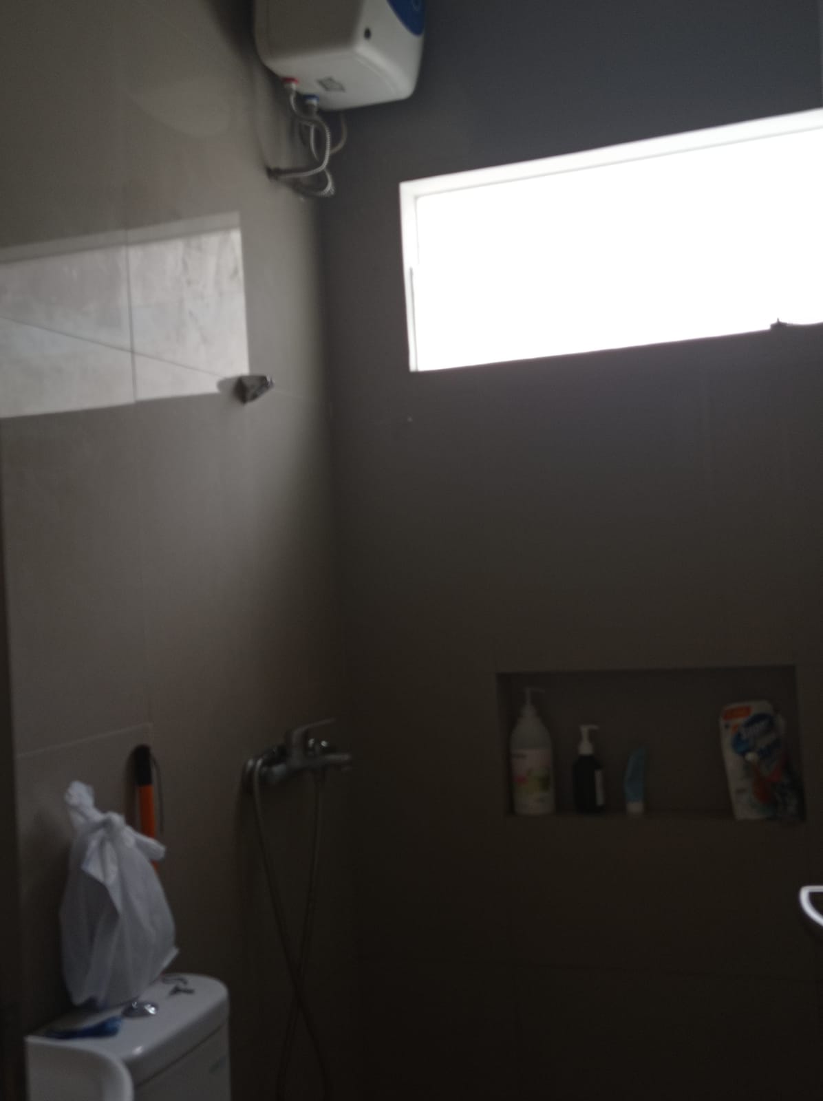 Dijual Rumah Bagus Wilayah Greenland Menganti - Thumbnail 3