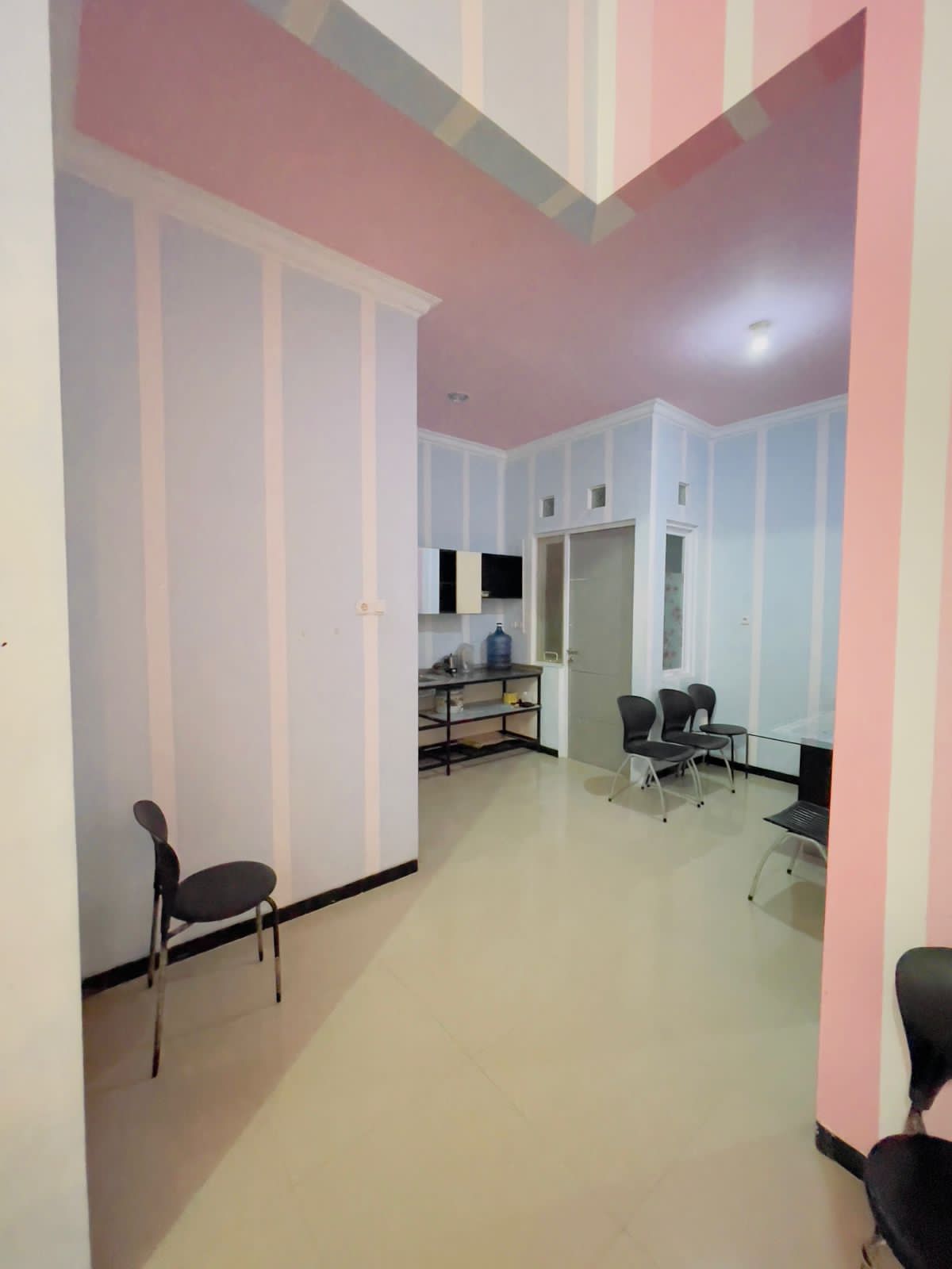 Disewakan Rumah Bagus Strategis Sukolilo Wilayah Surabaya Timur - Thumbnail 2