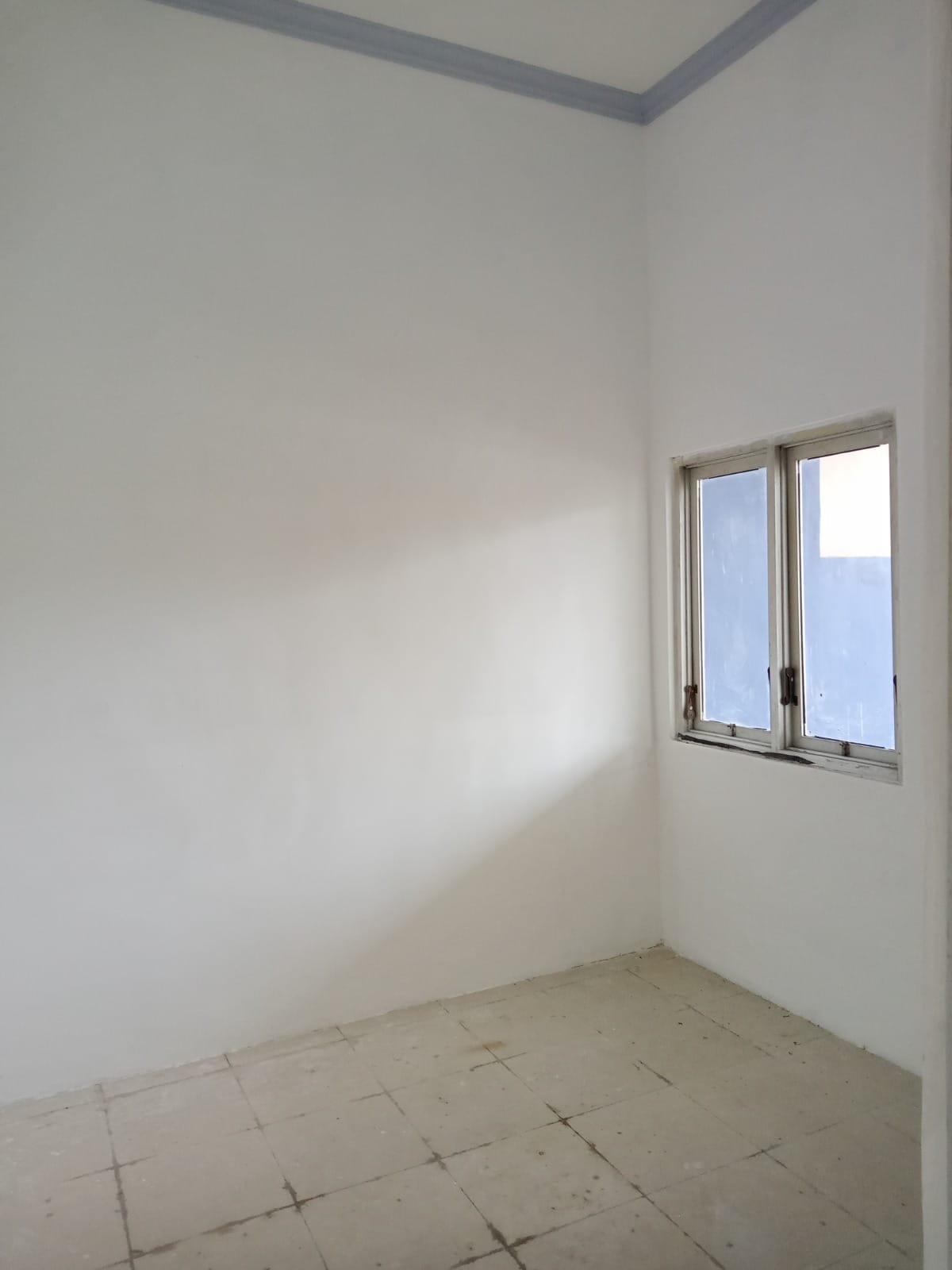 Dijual Rumah Strategis Perum Graha Suryanata Surabaya Barat - Thumbnail 3