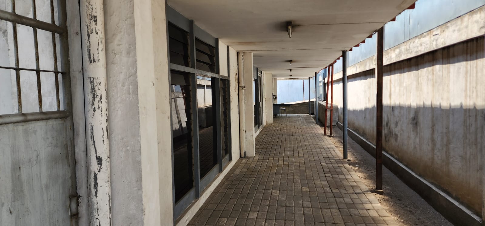 Dijual Bangunan Hitung Tanah Strategis Wilayah Raya Ahmad Yani Gedangan Sidoarjo - Thumbnail 4