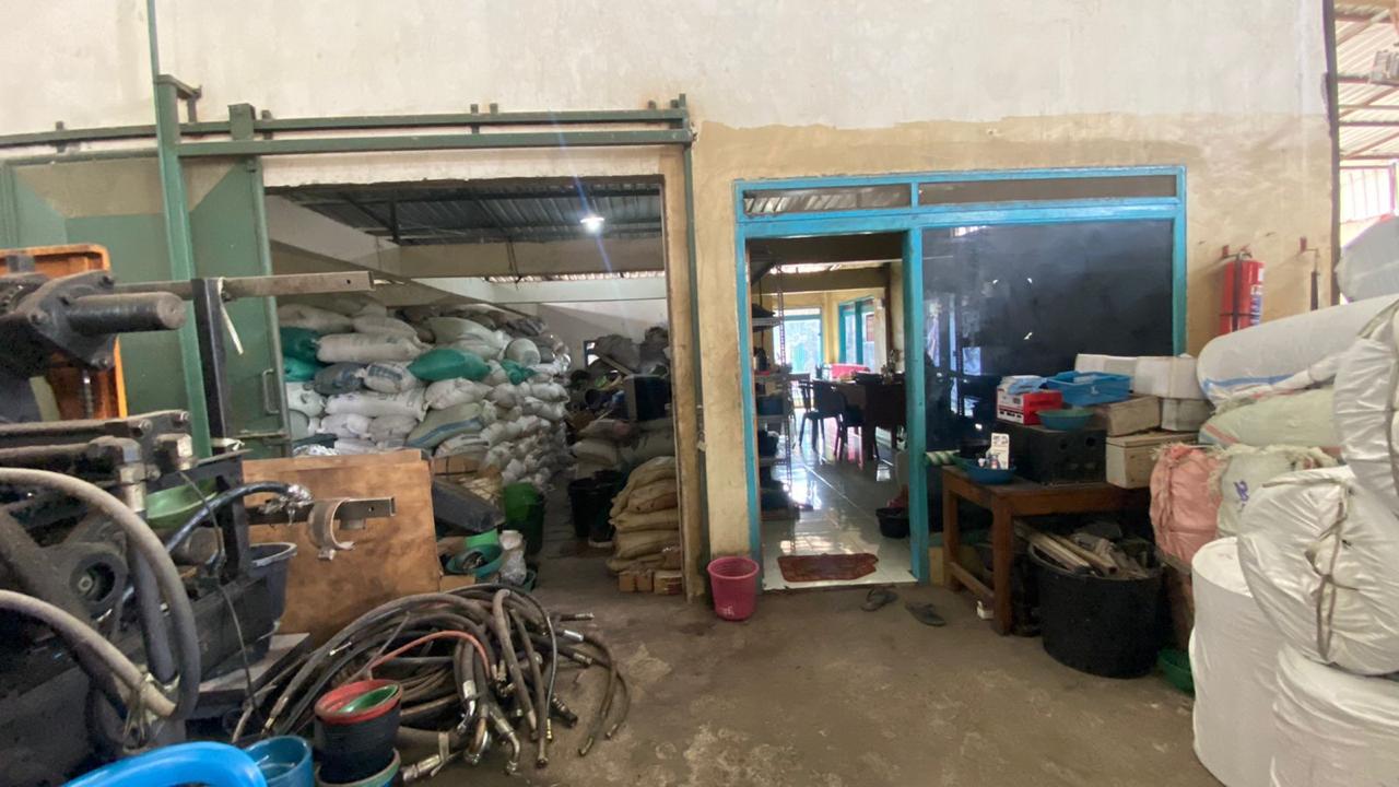 Dijual Bangunan Pabrik Hitung Tanah Wilayah Jombang - Image 1