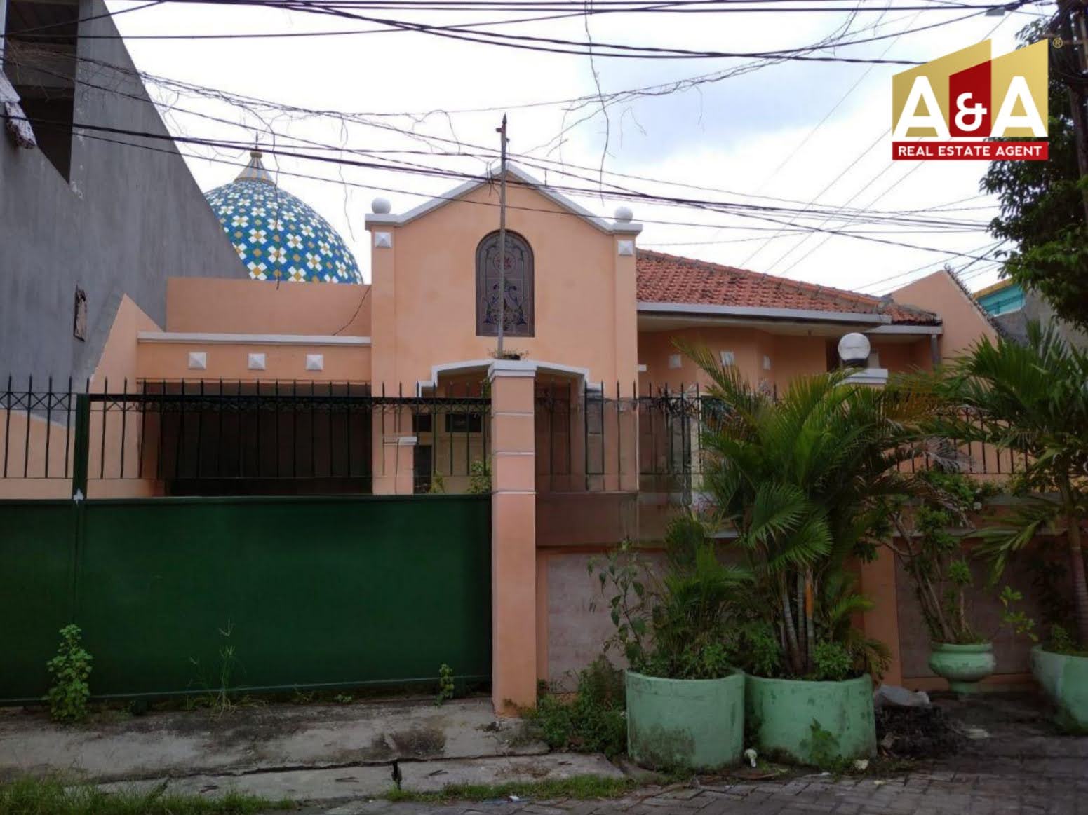 Dijual Rumah Strategis Dukuh Pakis Surabaya Barat - Image 1