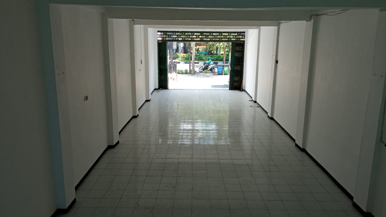 Disewakan Ruko Strategis 2 lantai Raya Nginden Surabaya Timur - Thumbnail 2