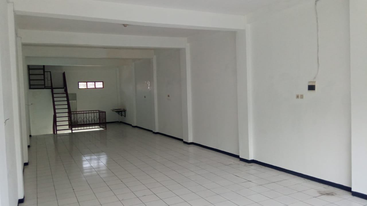 Disewakan Ruko Strategis 2 lantai Raya Nginden Surabaya Timur - Thumbnail 3