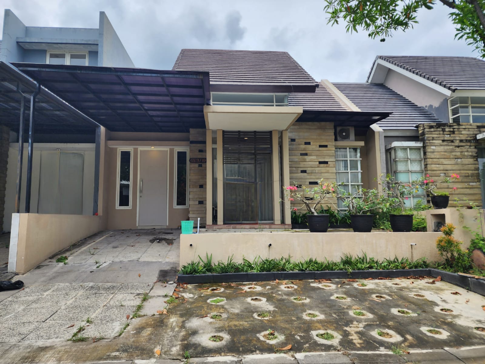 Dijual Cepat Rumah Citraland Lokasi Golf Avenue - Image 1