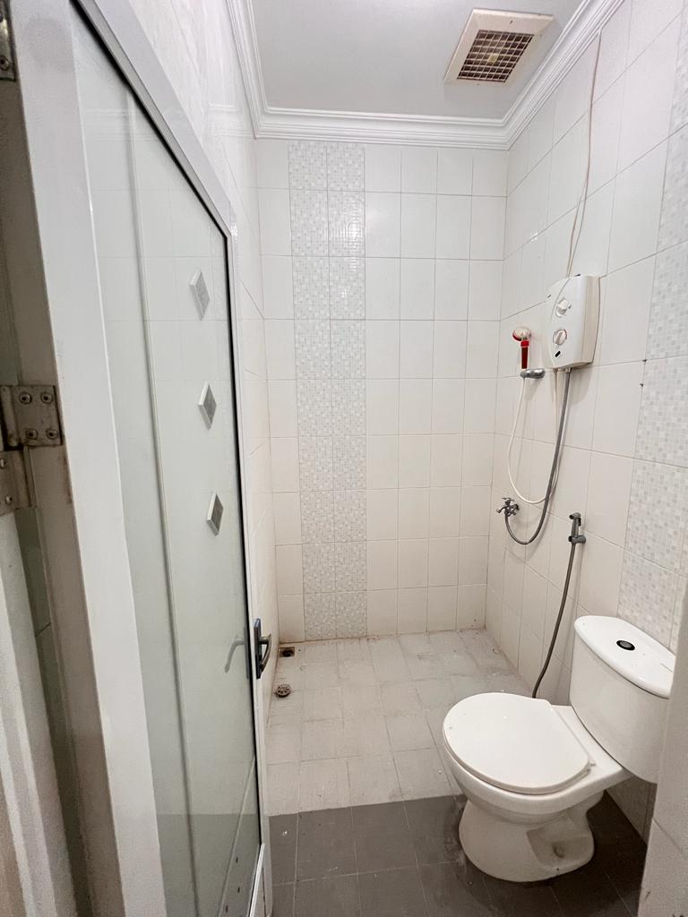 Dijual Rumah Startegis Full Furnished Safira Garden Sidoarjo - Thumbnail 3