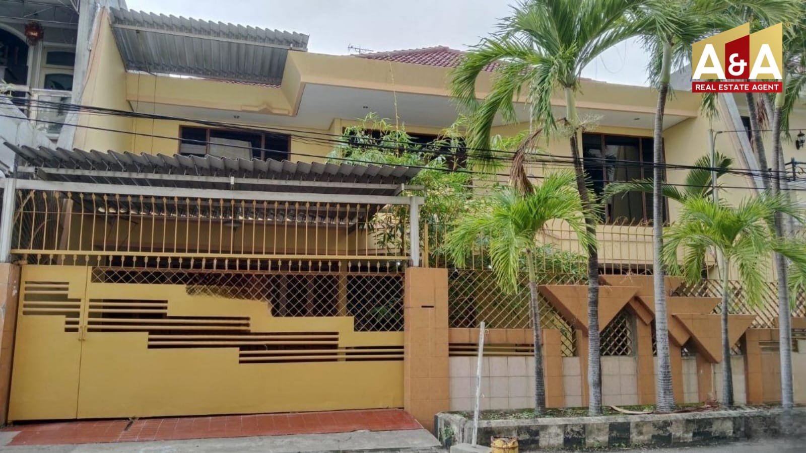 Disewakan Rumah Strategis &amp; Siap Huni Dharmahusada Permai Surabaya Timur - Image 1