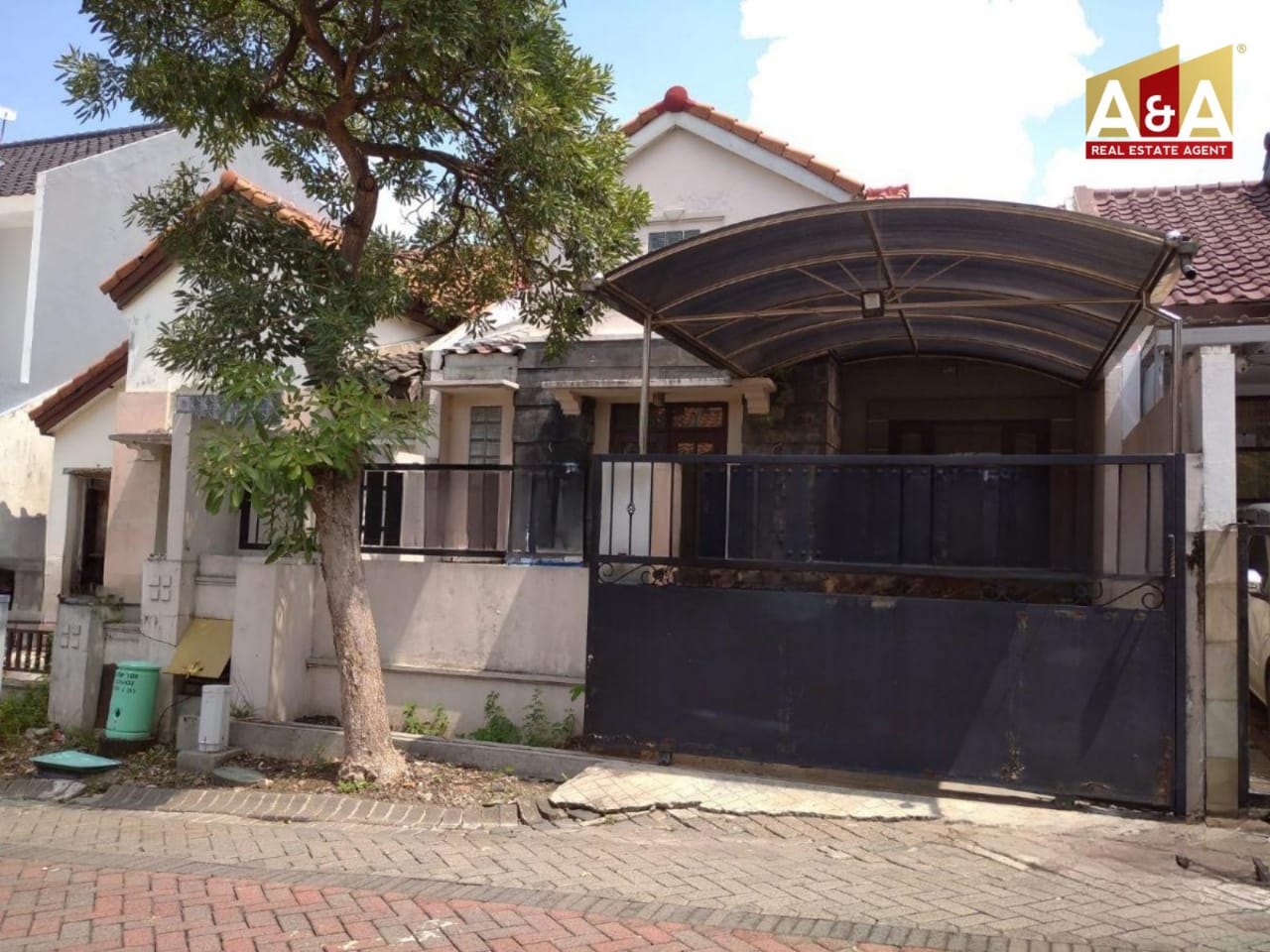 Dijual Cepat Rumah Minimalis dan Strategis di Taman Puspa Raya Surabaya Barat - Image 1