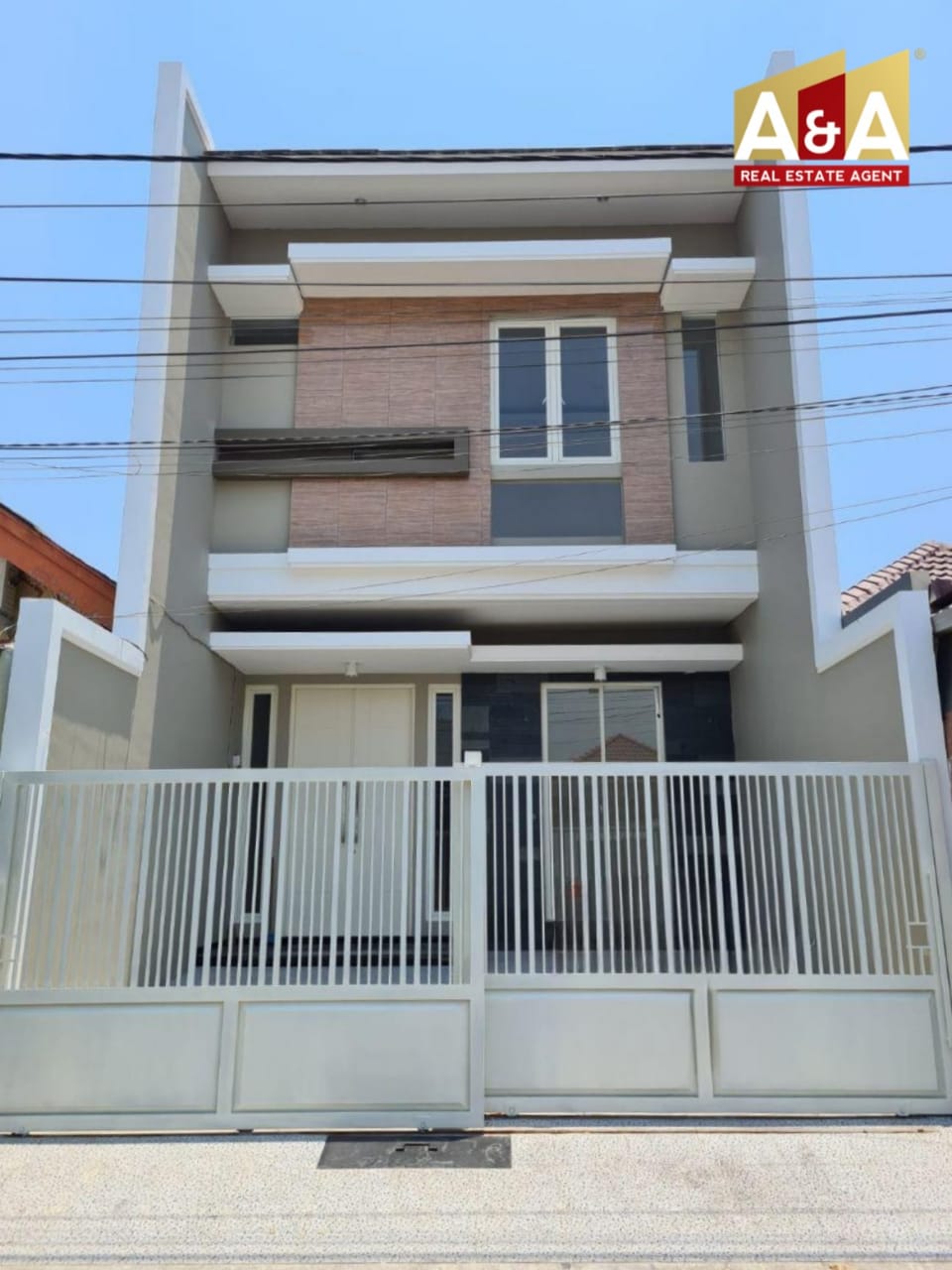 Dijual Rumah Minimalis dan Strategis di Nirwana Executive Surabaya Timur - Image 1