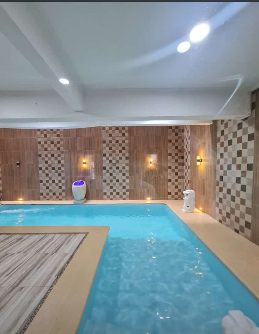 Dijual Rumah Mewah Modern Darmo Hill Wilayah Surabaya Barat - Image 1