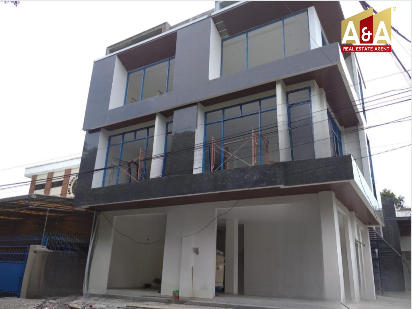 SBY Barat Dukuh Kupang Timur - Image 1