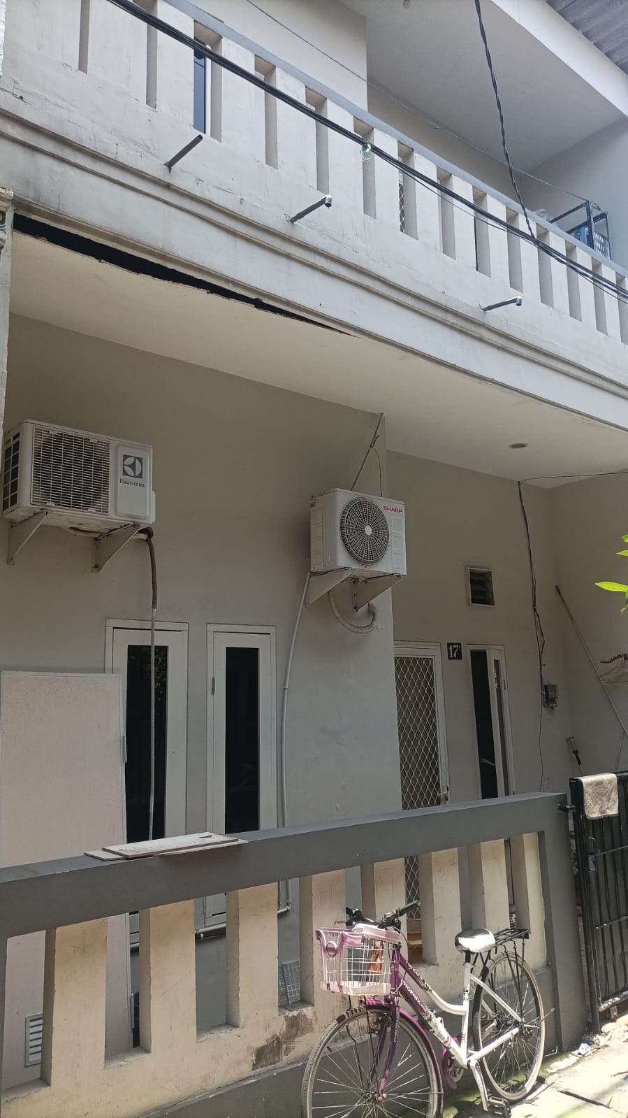 Dijual Rumah Lokasi Surabaya Timur - Image 1