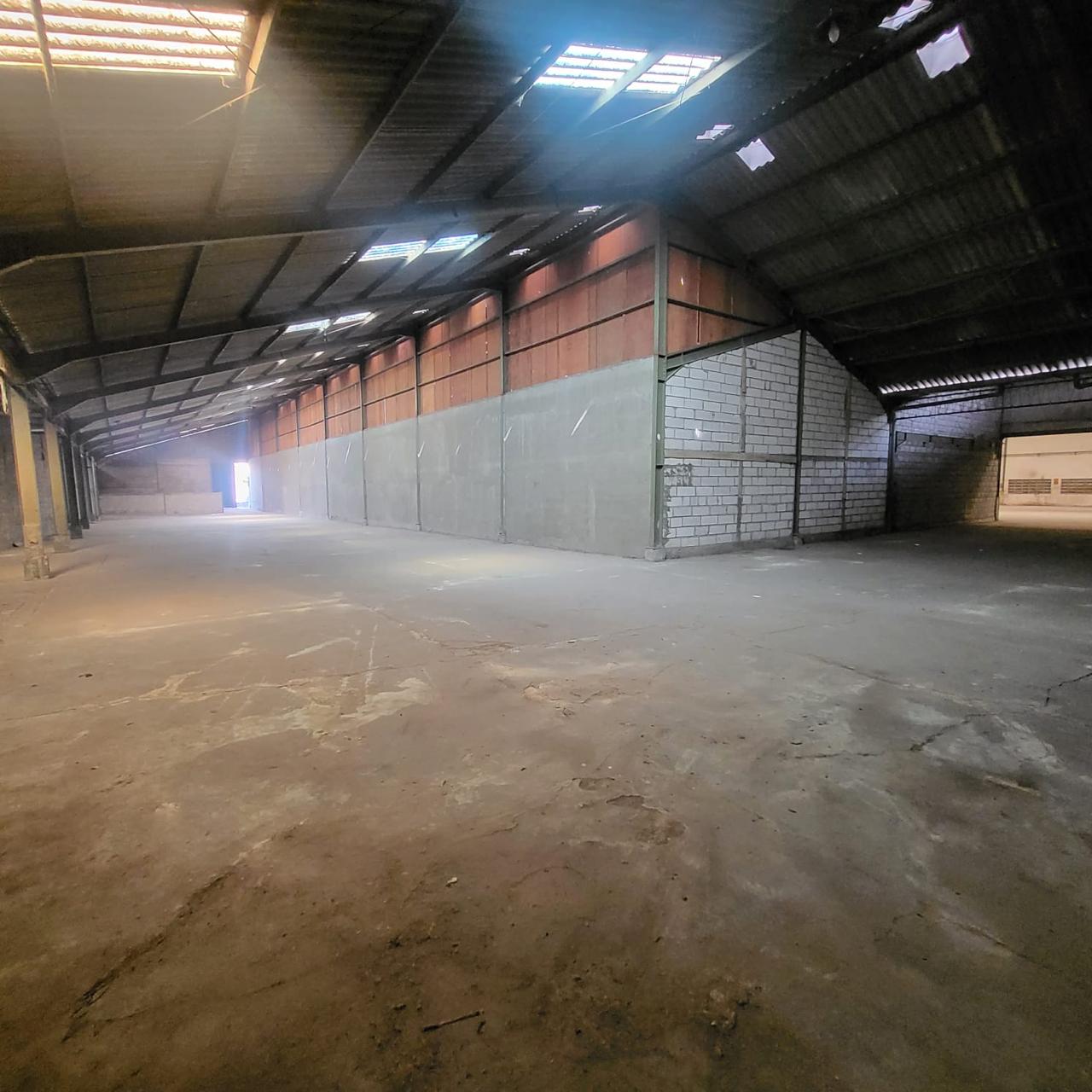 Gudang jual Raya Kepatihan, Gresik - Image 1