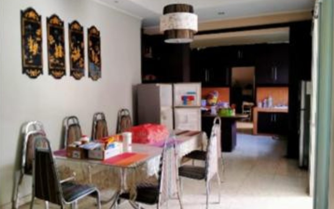 Dijual Rumah Strategis Layak Huni Bintang Diponggo Wilayah Surabaya Barat - Image 1