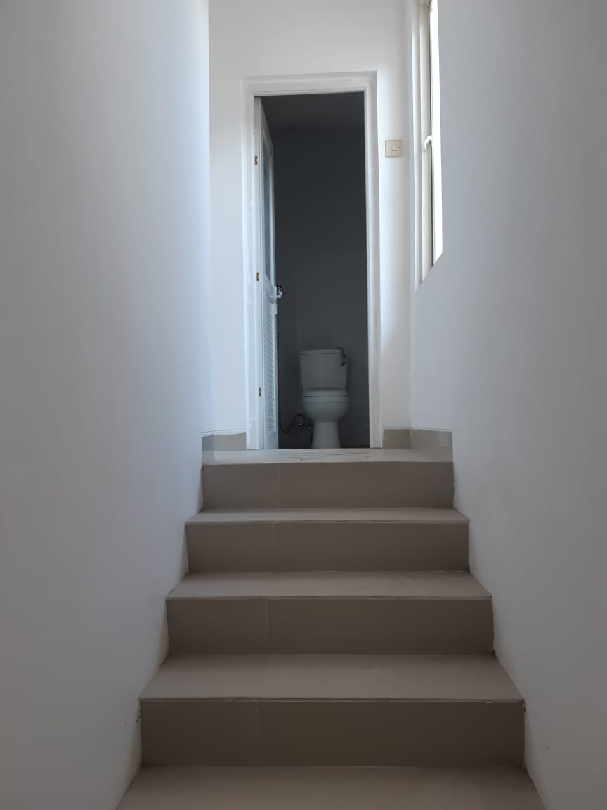 Dijual Cepat Rumah Baru Green Mansion Surabaya Barat - Image 1