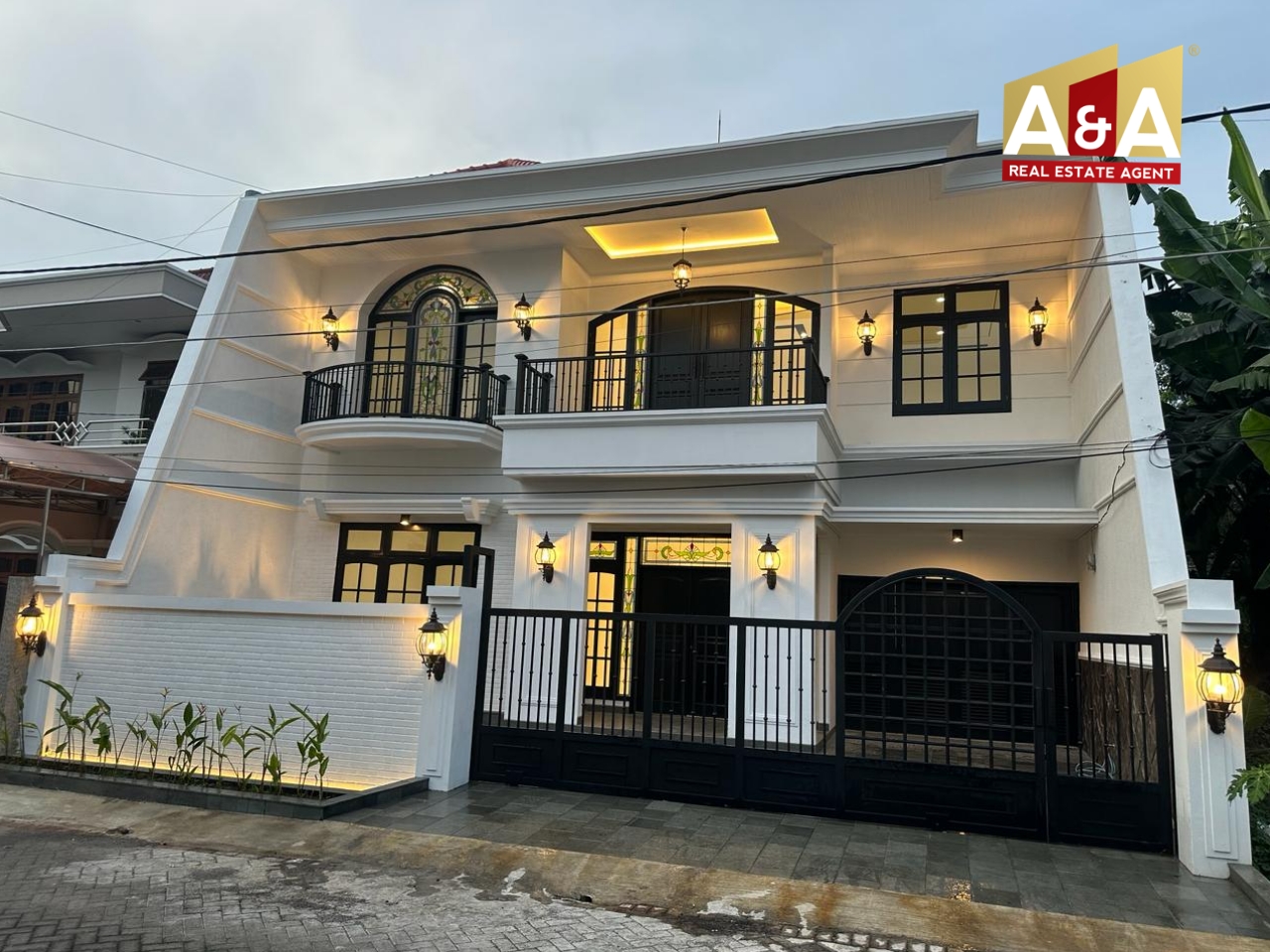 Dijual Rumah Bagus Terawat di Wilayah Surabaya Timur - Image 1