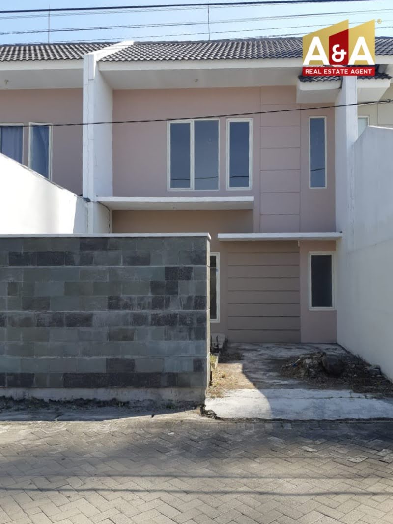 Dijual Cepat Rumah Baru Green Mansion Surabaya Barat - Image 1