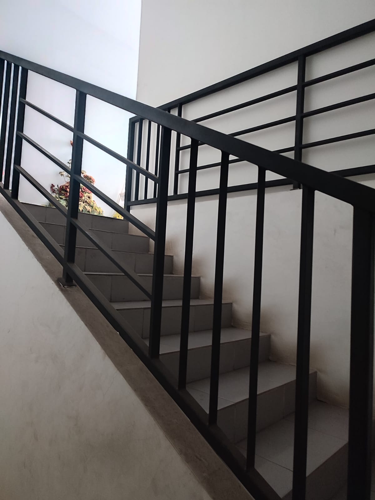 Dijual Cepat Gudang Eksklusif Raya Mojotengah Wilayah Gresik - Thumbnail 3