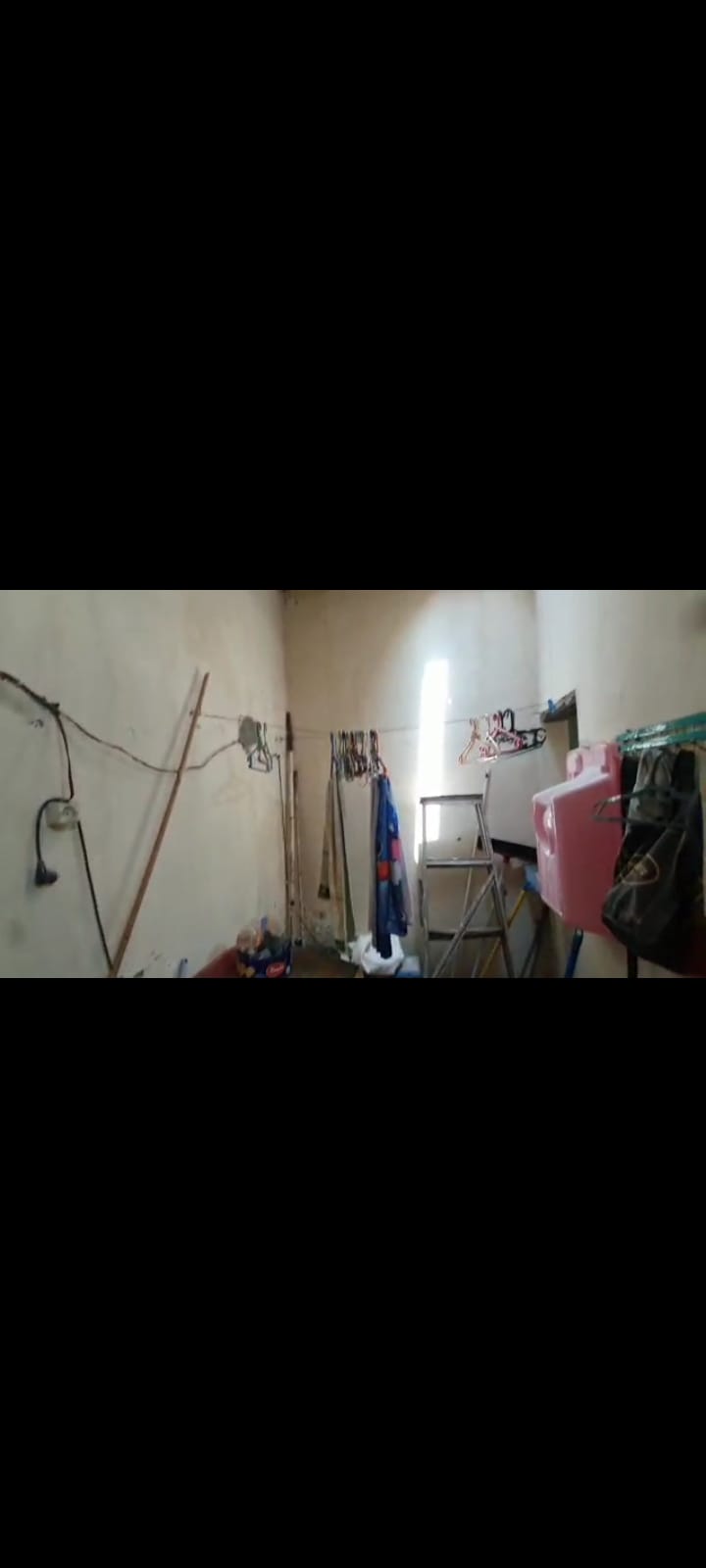 Dijual Rumah Strategis Hook Surya Asri Sidoarjo - Thumbnail 4