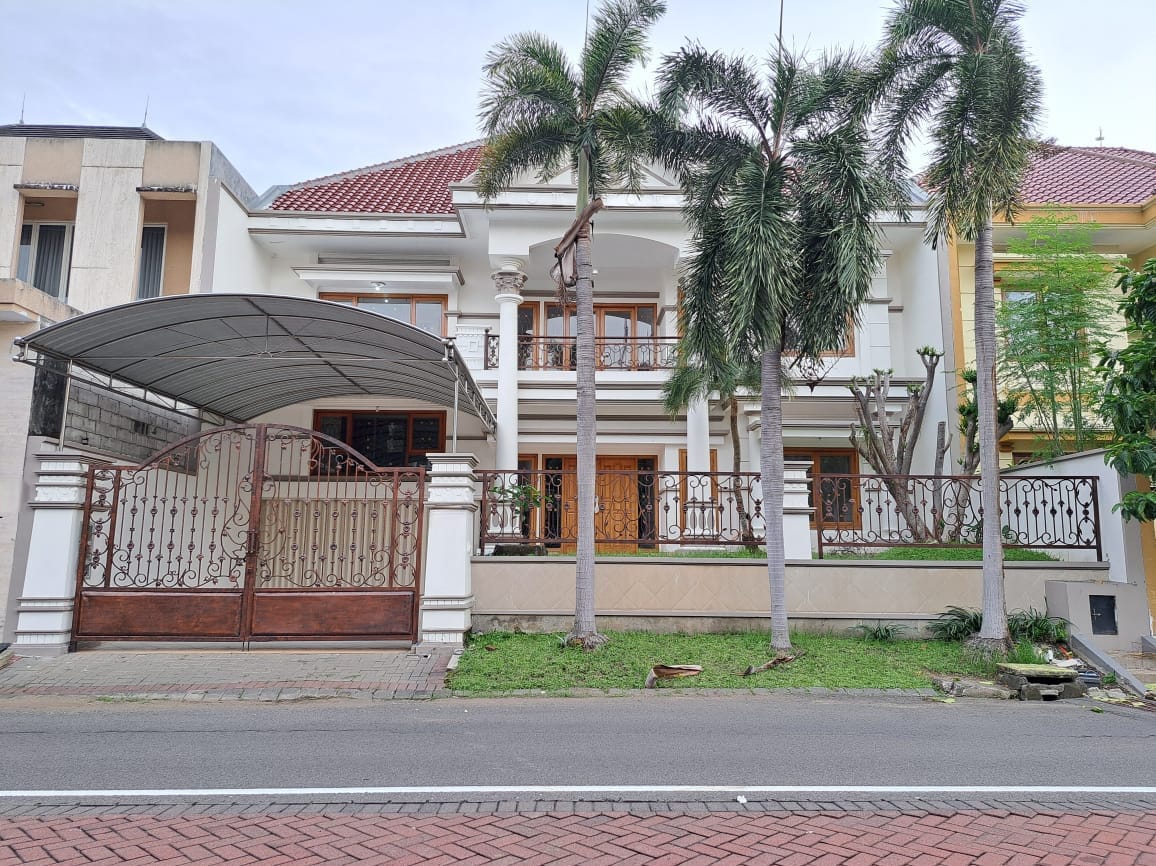Dijual / Disewakan Rumah Siap Huni Villa Sentra Raya Citraland Surabaya Barat - Image 1