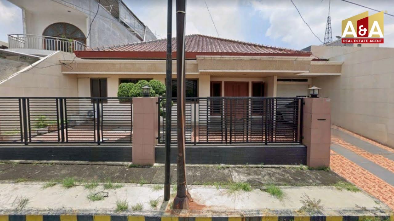 Dijual Rumah Strategis Kupang Indah Surabaya Barat - Image 1